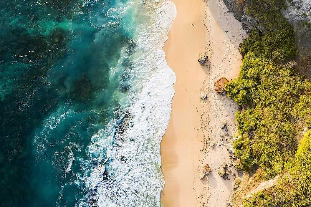 A top-down photo of an empty beach